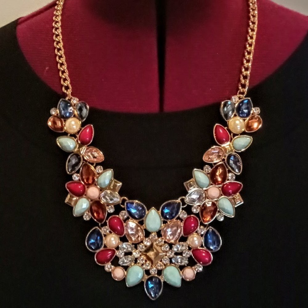 Multicolor Bead Crystal Pearl Gold Chain Link Statement Necklace
